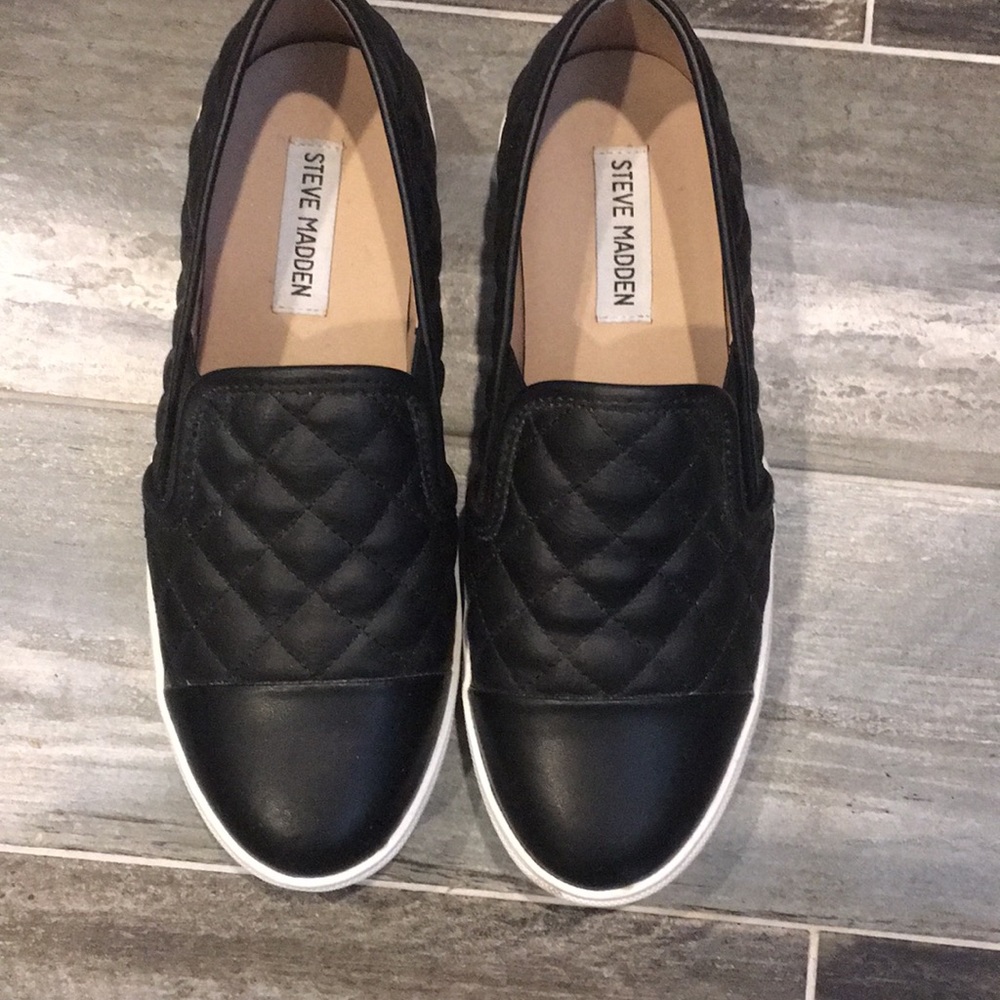 Steve Madden Slip-Ons
